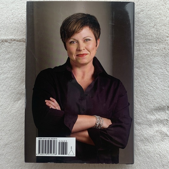 SOLD - Not For Sale
3 for $5 - Tami Hoag - Down The Darkest Road - Picture 4 of 6